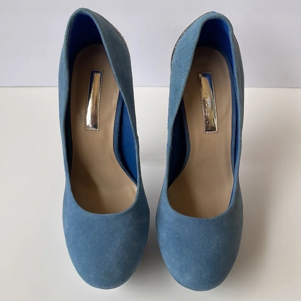 H BY HALSTON. Light blue stiletto heels with silver cage design in women’s sz 6